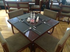 -武汉光谷广场杨家湾地铁站怡程酒店