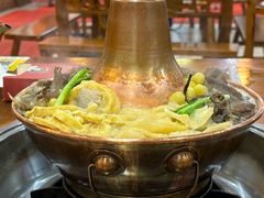 -岳记兴隆·青城腊排铜火锅(融创店)