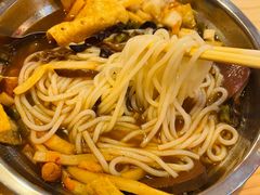 -柳州肥姨妈大骨螺蛳粉(东靖路店)