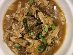 -艳阳天·非遗楚菜(武汉客厅店)