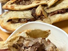 肥肠火烧-宝光熏肉鞋底火烧(新街口店)