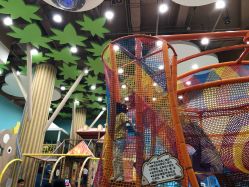 -meland亲子乐园·派对·研学(淄博万象汇店)