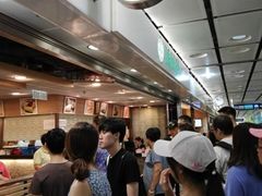 等位区-添好运点心专门店(深水埗店)