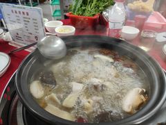 -花苑美食横琴生蚝火锅(拱北粤华路店)
