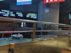 -憨铁匠老火锅(龙岗万科里店)