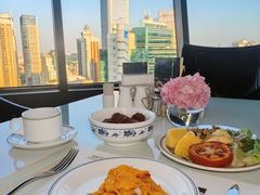 -广州花园酒店·凌璇阁旋转餐厅CAROUSEL360