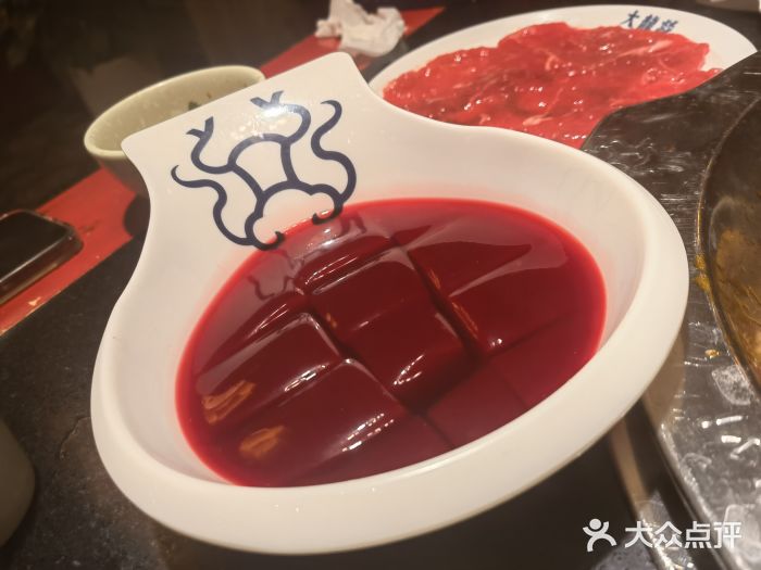 大龙辣火锅·龙虾·烧烤(湖滨新天地店)鲜鸭血图片