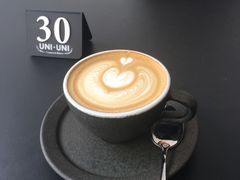 -UNI UNI(环亚凯瑟琳店)