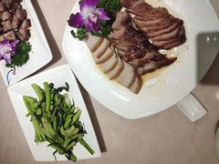 -有米猪港式餐厅