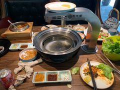 -明洞阿姨·韩式酱蟹烤肉·创意料理(三元桥店)