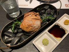 餐前面包-NIUNIUPARK和牛螃蟹(龙湖杭州滨江天街店)