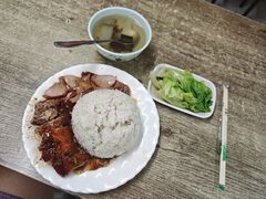 -煲煲香快餐(南京路店)