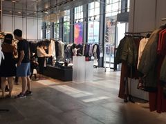 -URBAN REVIVO(深圳华润万象天地店)
