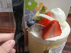 -花花卷卷·鲜食蛋糕(静安久光百货店)