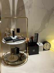 -香港倾城国际·美容美体中心