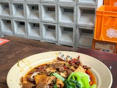 -方铲铲·成都板凳面(滨江银泰店)