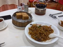 -凤凰楼酒家·粤宴点心(华强北店)