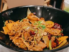 -醉人椒麻辣香锅(王府井喜悦店)