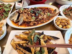 -鲁南仔·滕州炒鸡(经三路店)