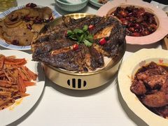 -嗨辣小聚·盘锦河蟹·海鲜烧烤龙虾(盘锦十年好店)