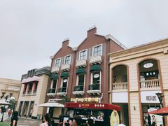 -王府井奥莱临潼小镇(临潼店)