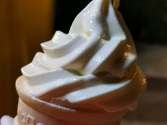 -麦当劳(展览路店)