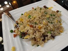 港式腊味炒饭-玉兰苑一等茶餐厅