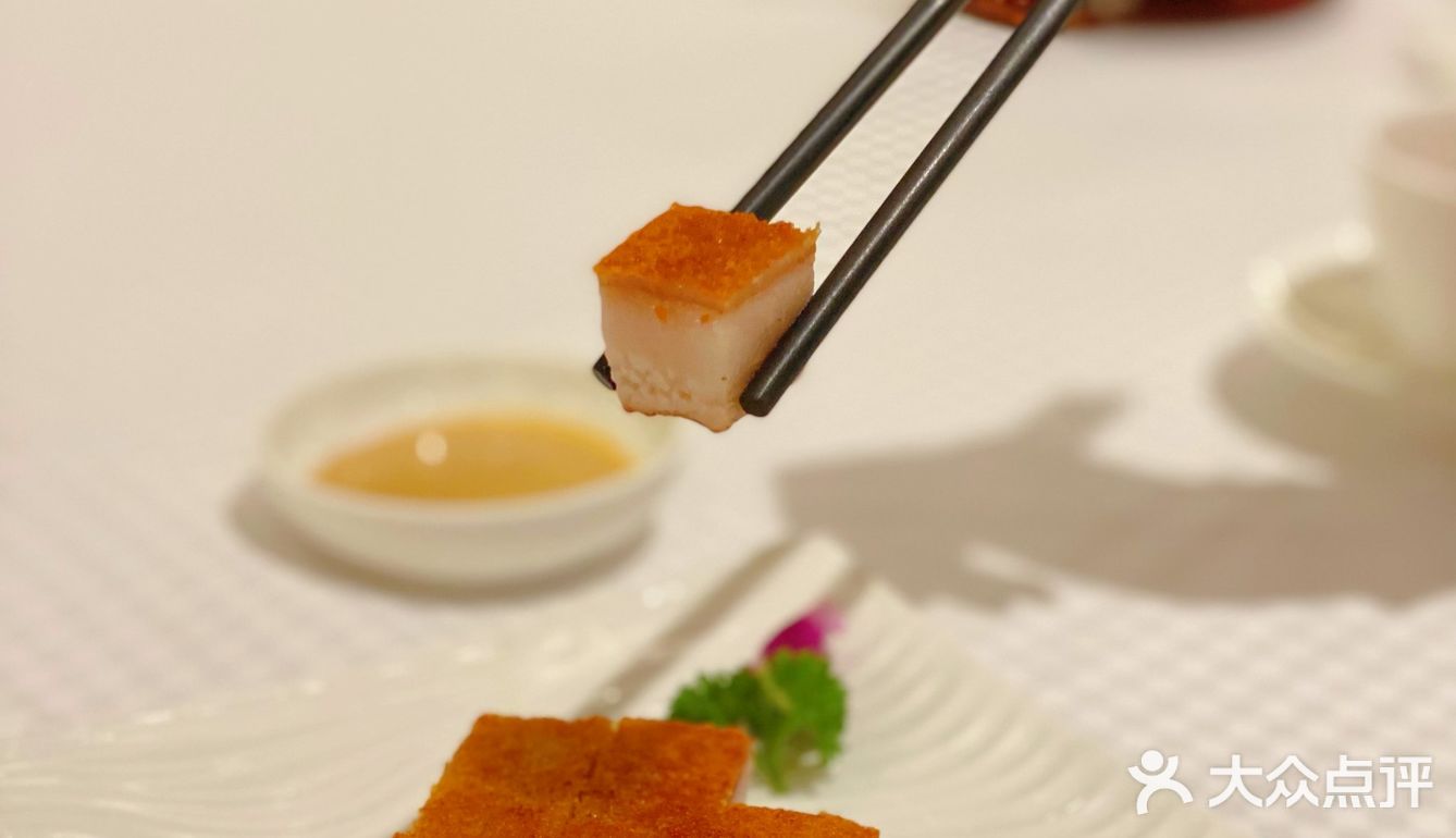 什么神仙餐厅，吃饭就能get冰墩墩周边？！