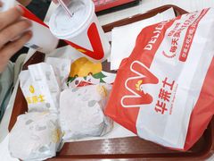 -华莱士(长虹大道中段店)