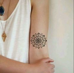 -Black Tattoo Studio