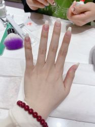 -孔雀手美甲美睫护理
