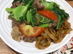 -裕记烧腊连锁餐饮(国商分店)