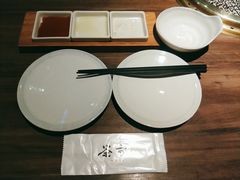 餐具摆设-茶六烧肉堂 博爱店