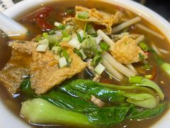 酸笋米粉-牛八宝桂林米粉(八里庄店)