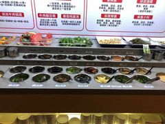 自助调料区-海底捞火锅(天津SM城市广场店)