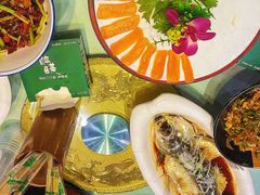 -醉美东江·三文鱼·烧鸡公