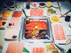 -海底捞火锅鲜切牛肉主题店(长寿路店)