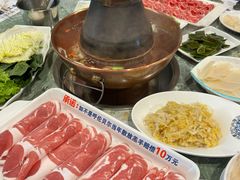 -楼外楼大刀肉传统火锅(西安大路店)