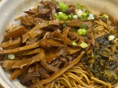 -佬钱湾仔(衣裳街店)
