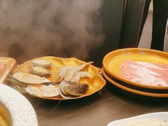 -牛YO寿喜烧·铁板烧和牛火锅自助(市府恒隆店)