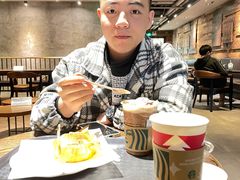 -星巴克(上海虹桥南丰城办公楼店)