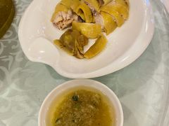 -御满江海鲜酒家(洛溪新城店)