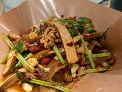 -费大厨辣椒炒肉(高铁吾悦广场店)