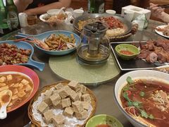 -聚汇三少·龙虾·中餐厅(莫邪路新天地店)