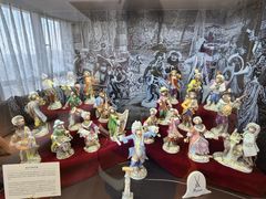 -Me Coffee下午茶艺术空间