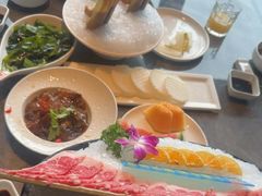 -德天肥牛海鲜火锅(城西银泰店)