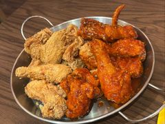 -BHC炸鸡(明洞总店)