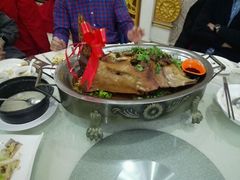 -沪华海鲜大酒楼(南汇店)