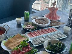 -云中捞高空旋转餐厅(商茂世纪广场店)