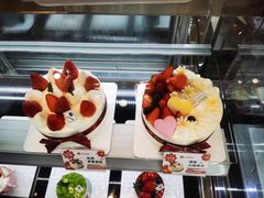 -花花卷卷·鲜食蛋糕(静安久光百货店)